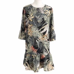 Futur3 MADE IN ITALY FLORAL BOTANICAL 3/4 SLEEVE TIERED RUFFLE SHIFT DRESS
